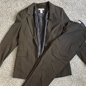 Women’s Classic Olive Green Suit Set